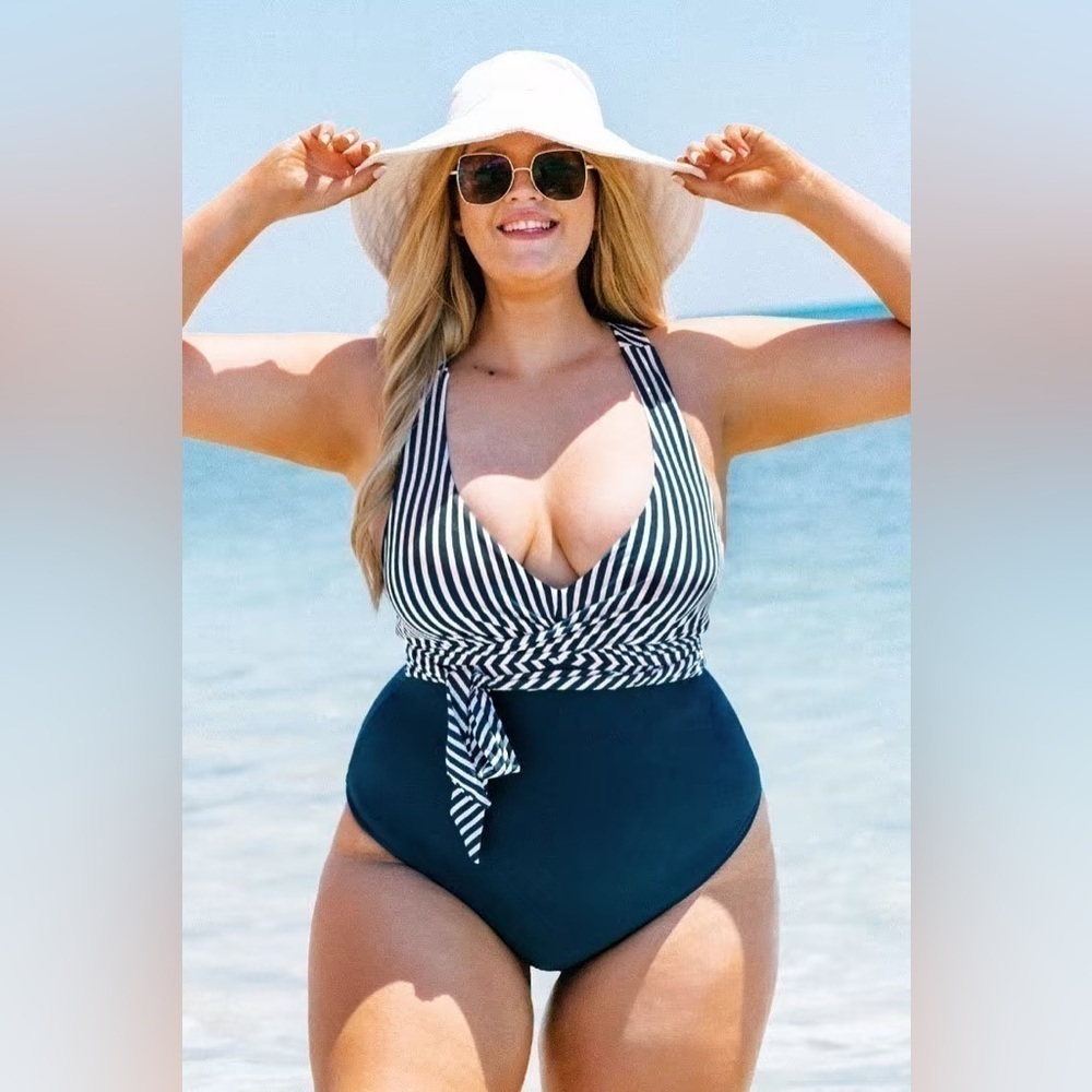 NEW Blue White Plus Size One Piece Size 0X Bathing Suit Swimsuit - Picture 5 of 6